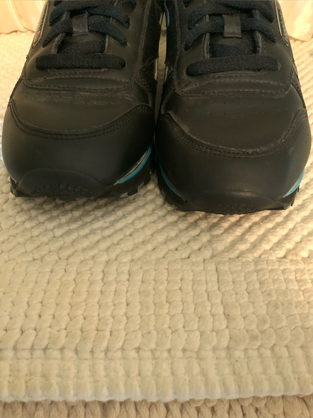 REEBOK - Picture 5 of 11